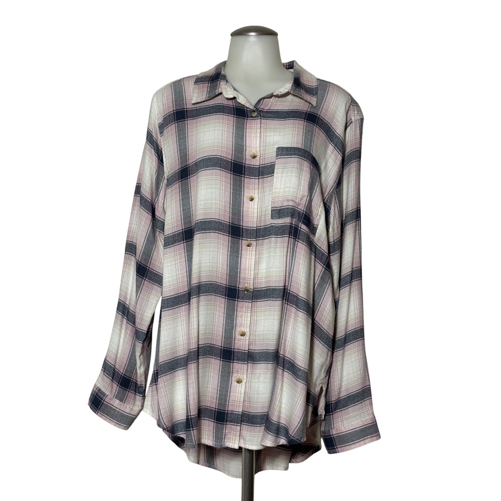 C&C California Plaid Button Down Women XL Pink Navy Flannel Shirt Good